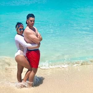 Meet your Posher, Beatriz